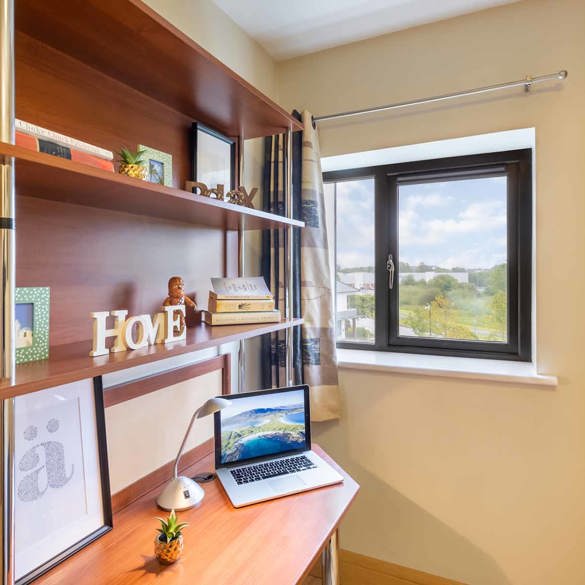 HL G Room2lr 2