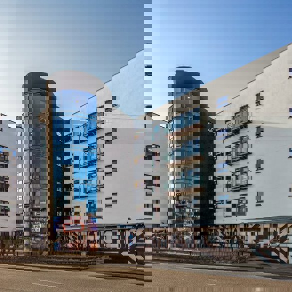 Fnqrko9wyaiz6mq